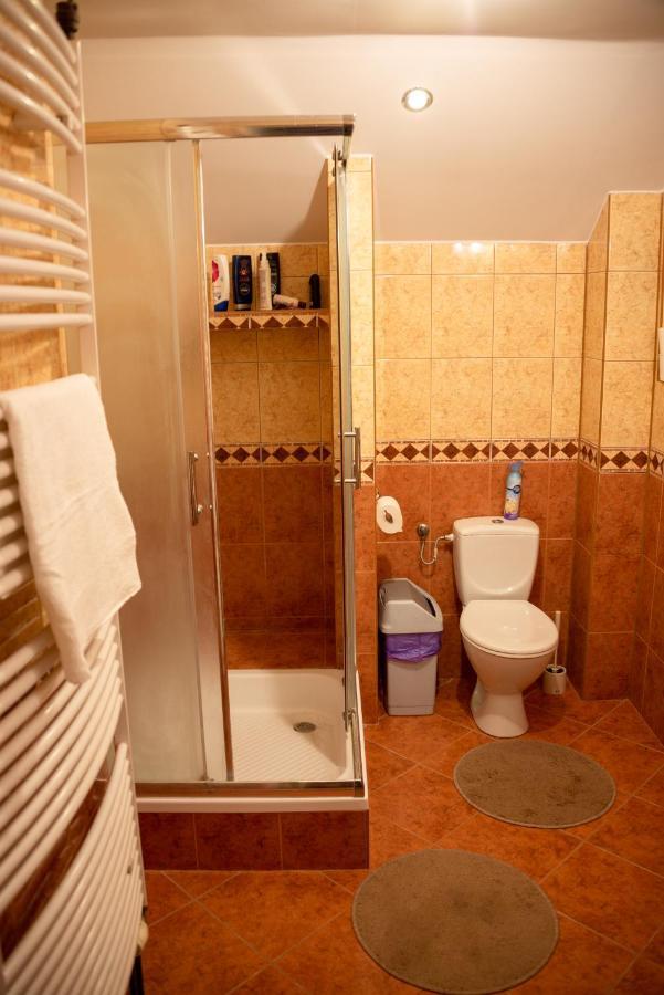 Dom Pod Orzechami Apartamento Nałęczów Exterior foto